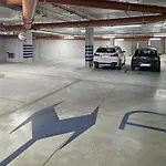 Kairos -sky - Darmowy Parking Podziemny, Scisle Centrum アパート