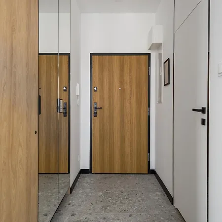 Apartament Kairos -sky - Darmowy Parking Podziemny, Scisle Centrum