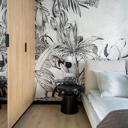 Kairos -sky - Darmowy Parking Podziemny, Scisle Centrum * カトヴィツェ