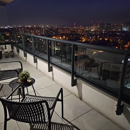 Apartament Kairos -sky - Darmowy Parking Podziemny, Scisle Centrum