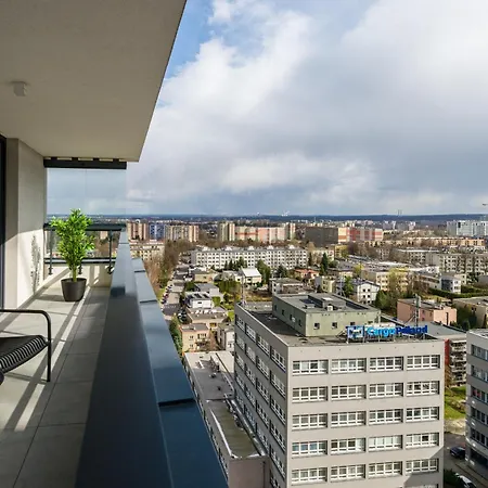 Kairos -sky - Darmowy Parking Podziemny, Scisle Centrum Katoviçe